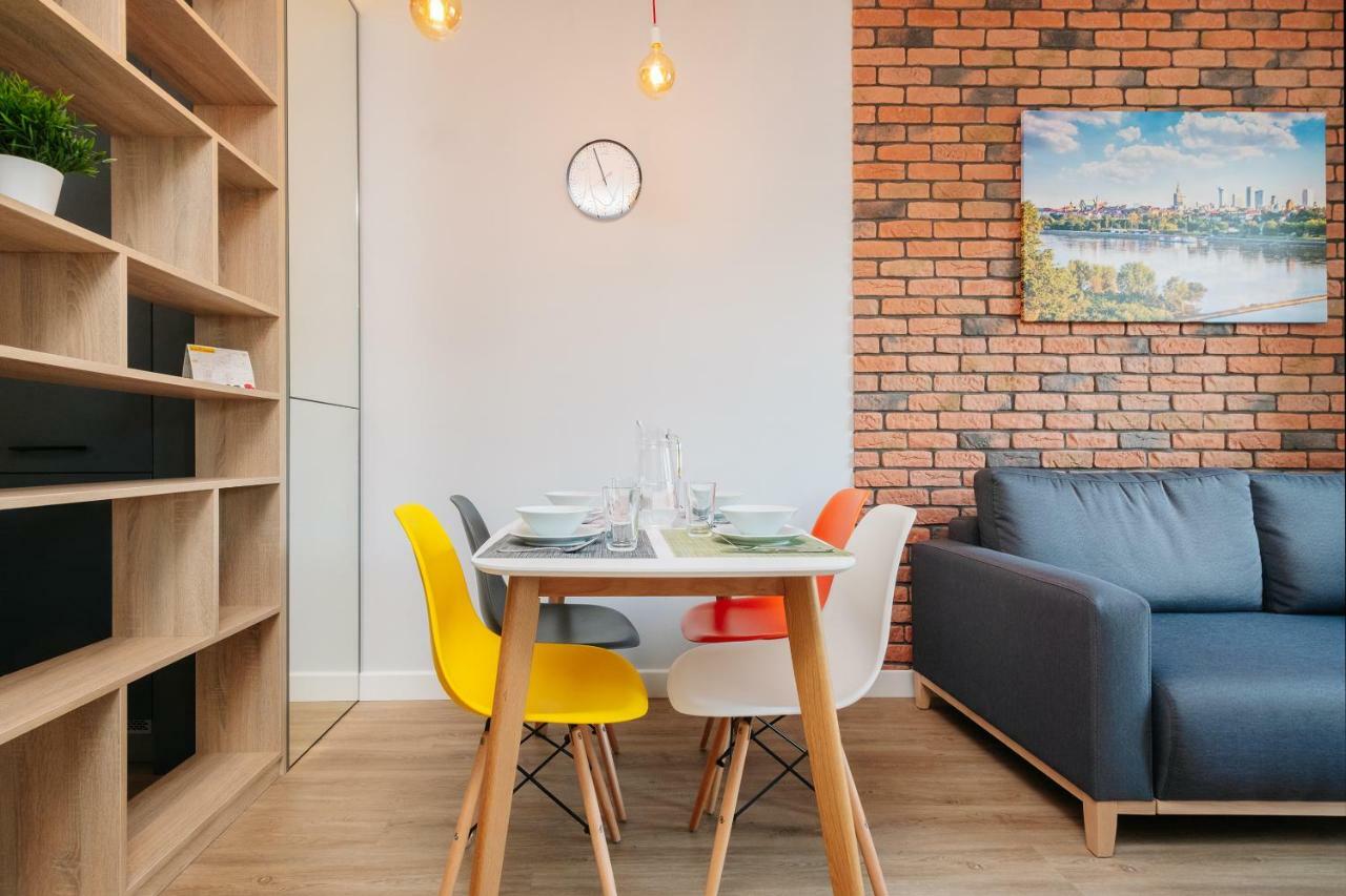 Stare Bielany 2-Bedroom Apartment ワルシャワ エクステリア 写真