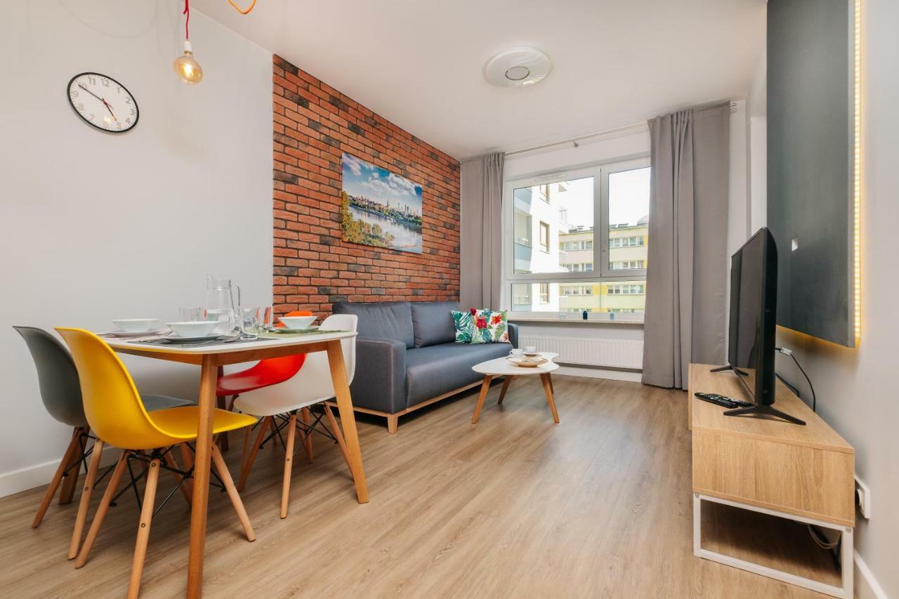 Stare Bielany 2-Bedroom Apartment ワルシャワ エクステリア 写真